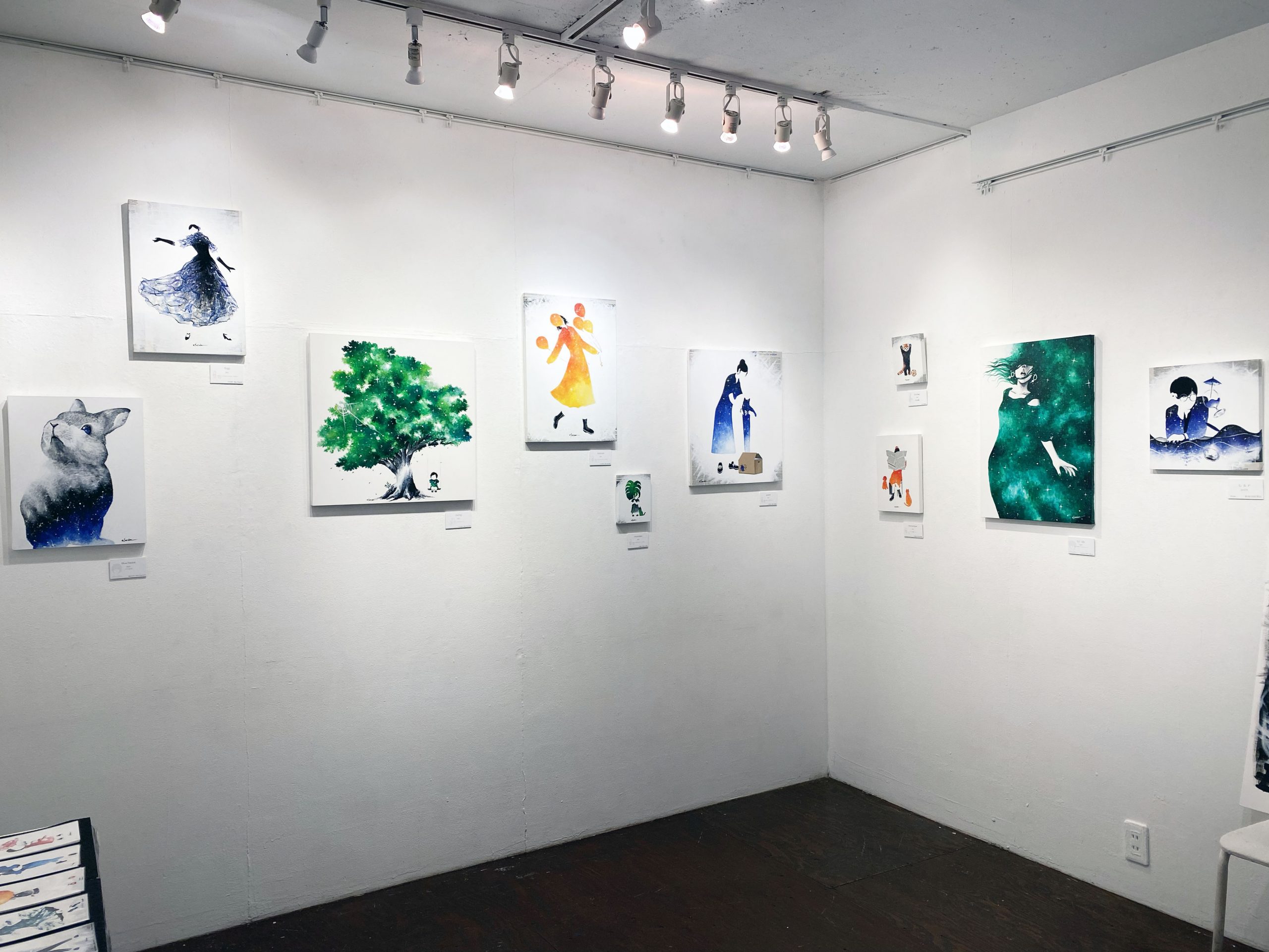 glitter | DESIGN FESTA GALLERY