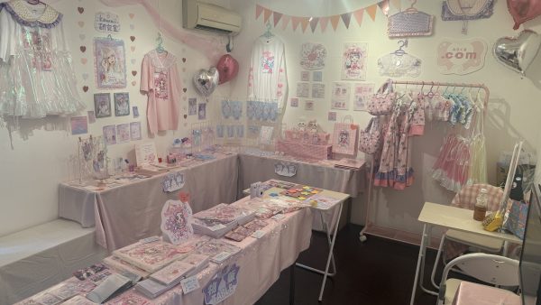 はる谷。１０周年個展 きらめきのかけら展