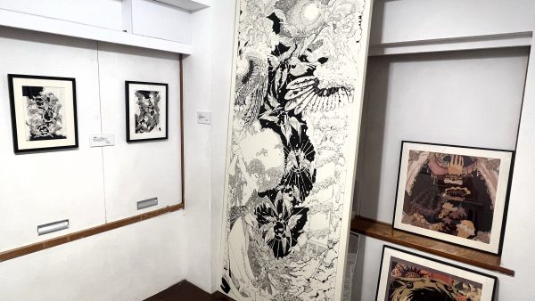 つきなり個展