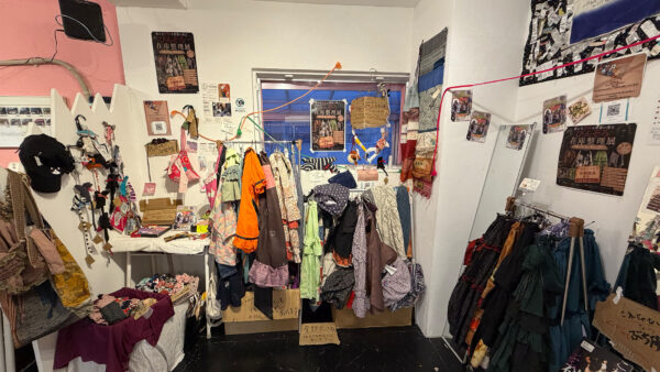 背筋が凍る世にも奇妙なぴんぞろ 在庫整理展 全部売ってる